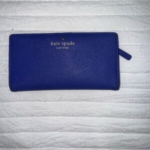 Kate Spade Blue Key & Card Holder Sleek Design